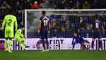 Messi-Suarez Absen, Barcelona Tumbang