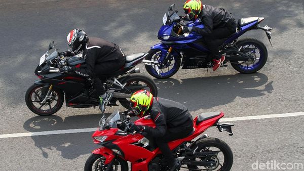 Adu Kenceng Motor Sport 250 cc