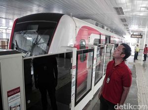 LRT Jakarta Uji Coba Publik Lagi Hari Ini, Masih Gratis