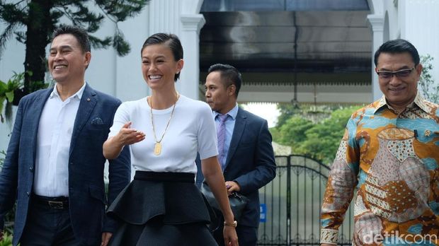 Agnez Mo Bertemu Jokowi di Istana, Bahas Apa?