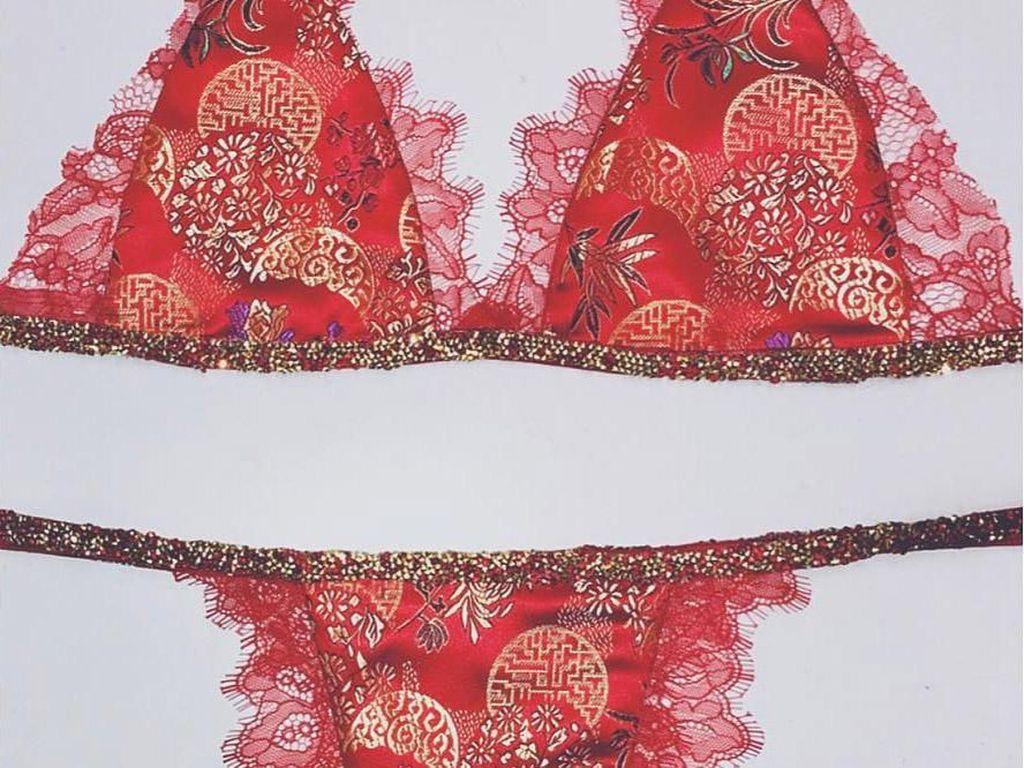 Dianggap Hina Wanita Asia karena Buat Bikini Ini, Desainer Jadi Kontroversi Dianggap Hina Wanita Asia karena Buat Bikini Ini, Desainer Jadi Kontroversi
