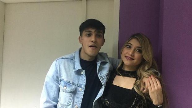 Sarah Azhari dan putranya, Albany Ray/