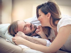 Ingin Pasangan Semakin Sayang dan Panas di Ranjang? Coba Cara Ini Ingin Pasangan Semakin Sayang dan Panas di Ranjang? Coba Cara Ini