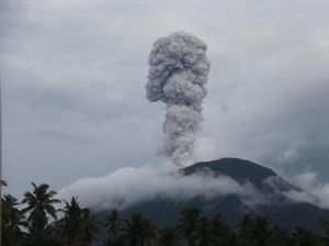 Gunung Ibu Meletus, Status Waspada
