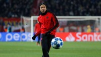 Kylian Mbappe jadi satu dari tiga pemain di barisan penyerang Tim Terbaik UEFA 2018. Pemain Paris Saint-Germain itu tercatat sebagai remaja tersubur dalam sejarah Liga Champions dan tampil gemilang saat mengantar Prancis juara Piala Dunia 2018. Foto: Srdjan Stevanovic/Getty Images