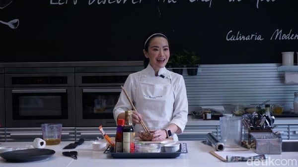 Serunya Belajar Bikin Ayam Garam hingga Wonton Bersama Chef Yvonne