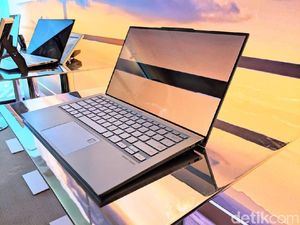 Terkesima Bertemu Laptop dengan Bezel Tertipis di Dunia
