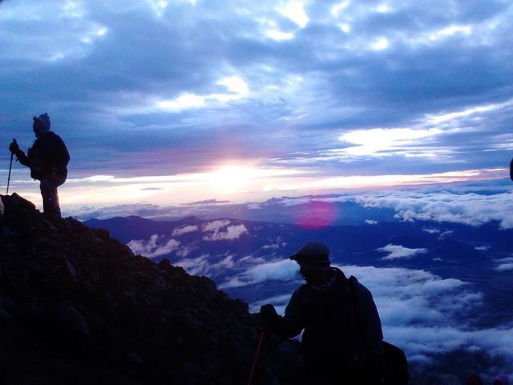 Gairah Pendakian Gunung Diprediksi Pulih 2 Tahun Lagi Gairah Pendakian Gunung Diprediksi Pulih 2 Tahun Lagi