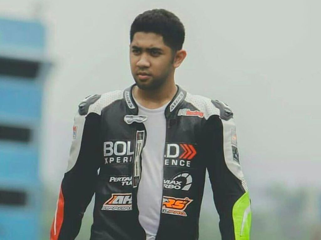 Bikers Iqbal Hakim Tewas Kecelakaan di Sentul Bikers Iqbal Hakim Tewas Kecelakaan di Sentul