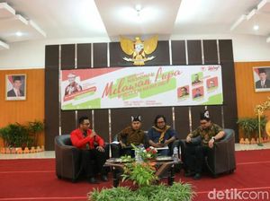 Sisi Lain Yang Harus Diketahui Mahasiswa dari Orde Baru