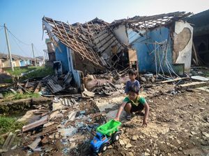 Begini Kerusakan Akibat Puting Beliung di Kabupaten Bandung