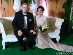 Habis Sunat, Bulan Madu Bule dan Gadis Purworejo Tertunda