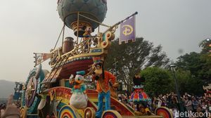 Mengintip Serunya Mickey #1Fan Jalan-jalan di Disneyland Hongkong