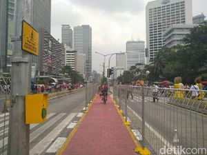 Aspirasi Warga soal Pagar di Pelican Crossing ke Halte TransJ Tosari Aspirasi Warga soal Pagar di Pelican Crossing ke Halte TransJ Tosari