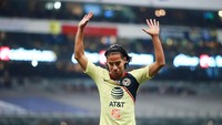Diego Lainez menjadi salah satu pemain baru Real Betis saat ini. Dia dibeli dari America (Liga Meksiko) dengan harga 14 juta euro. (Hector Vivas/Getty Images)