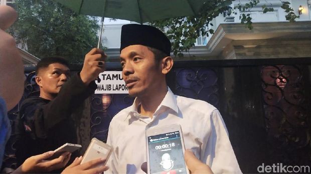 Ponaryo Astaman Temui Ma'ruf Amin Bahas Laga Amal untuk Banten