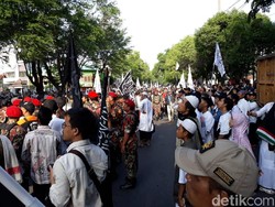 Massa Tablig Akbar PA 212 Mulai Padati Bundaran Gladag Solo