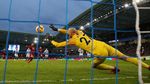 The Reds Menang Lewat Eksekusi 12 Pas Mo Salah