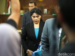 Hakim Merry Purba Ajukan Eksepsi Bantah Terima Suap SGD 150 Ribu