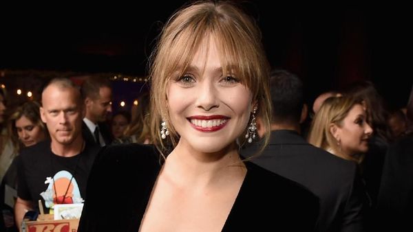 Elizabeth Olsen Simple and Chic