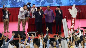 Ketika SBY Salam Dua Jari Bersama Prabowo-Sandi