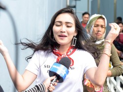 Hiii..Bau Melati hingga Pandan, Kamar Ayu Ting Ting Ada Penunggu Gaib