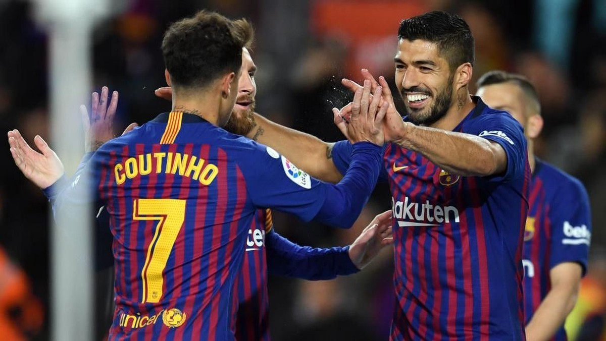 Luis Suarez meminta Coutinho santai saja dan tak terbebani harga mahalnya (David Ramos/Getty Images)