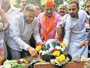 Ada-ada Saja, Masak Gegara Rambut Rontok Ogah Pakai Helm?