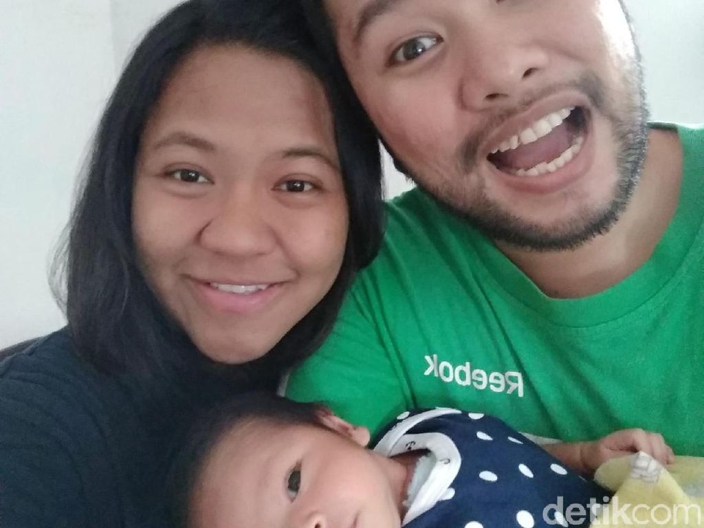 Pasangan Ini Dapat Rezeki Melahirkan Gratis dari detikcom Pasangan Ini Dapat Rezeki Melahirkan Gratis dari detikcom