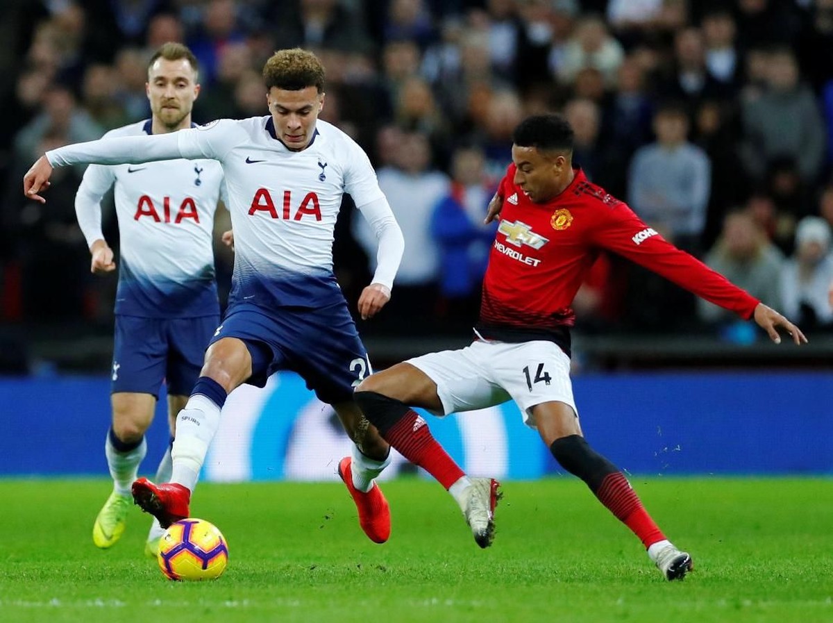 Pemain Manchester United, Jesse Lingard, saat melawan Tottenham Hotspur. (Foto: Eddie Keogh/Reuters)