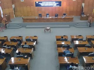 Iman Ariadi Resmi Dihentikan Jadi Walkot Cilegon