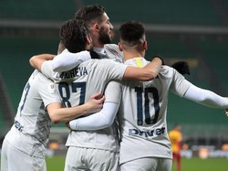 Pesta Gol Inter di Tengah Sunyinya Meazza