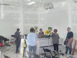 Selamat Jalan Robby Tumewu Selamat Jalan Robby Tumewu