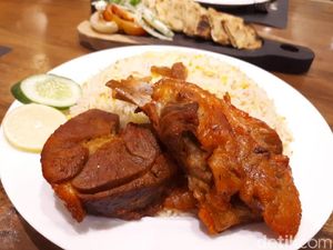 Awtar: Ada Nasi Mandi Berlauk Daging Kambing Empuk di Resto Arab Megah Ini Awtar: Ada Nasi Mandi Berlauk Daging Kambing Empuk di Resto Arab Megah Ini