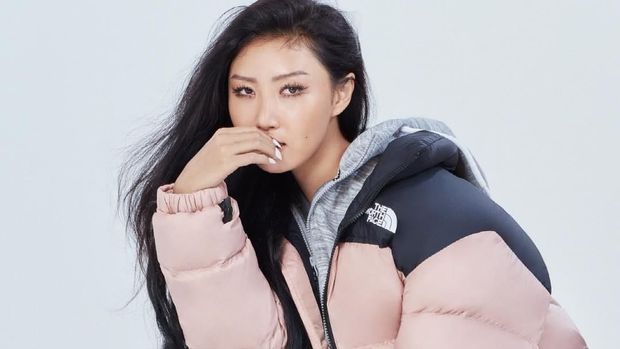 Hwasa MAMAMOO