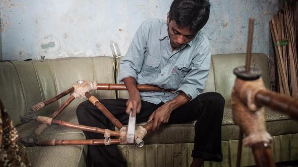 Bagaimana Sepeda Bambu Dibuat? Begini Prosesnya