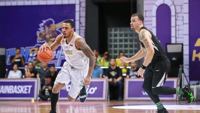 CLS Knights kalahkan Macau Black Bears tamat pekan kemarin (dok.CLS Knights) CLS Knights kalahkan Macau Black Bears tamat pekan kemarin (dok.CLS Knights)