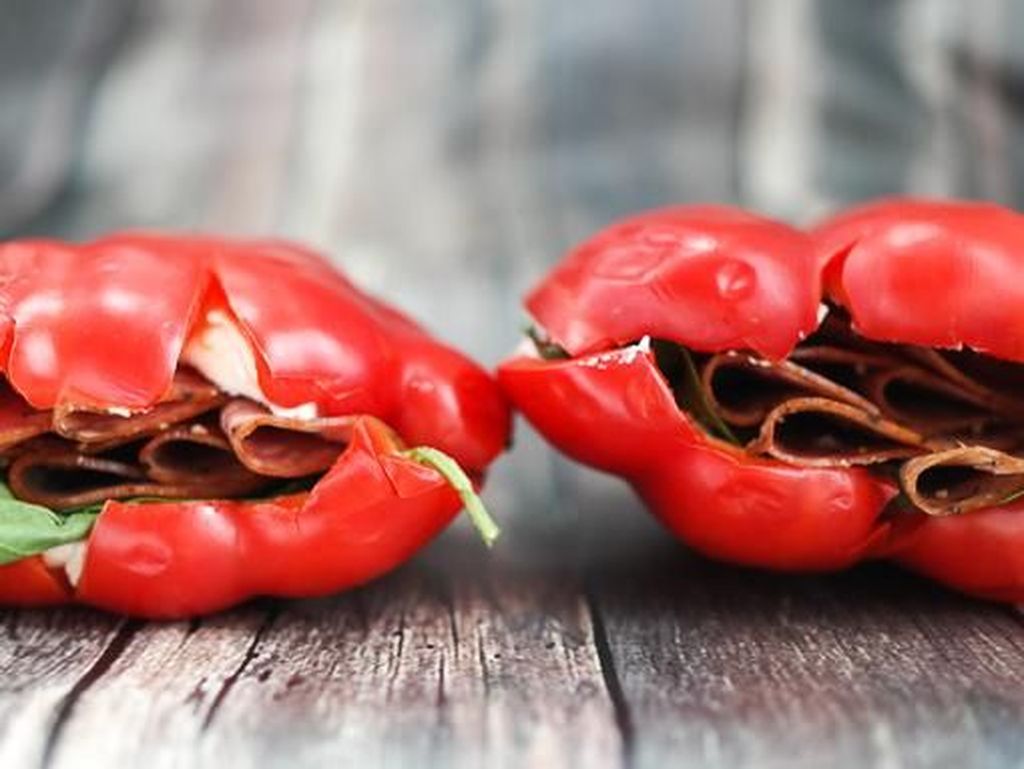 Tak Pakai Roti, Sandwich Ini Berlapis Paprika yang Pedas Tak Pakai Roti, Sandwich Ini Berlapis Paprika yang Pedas