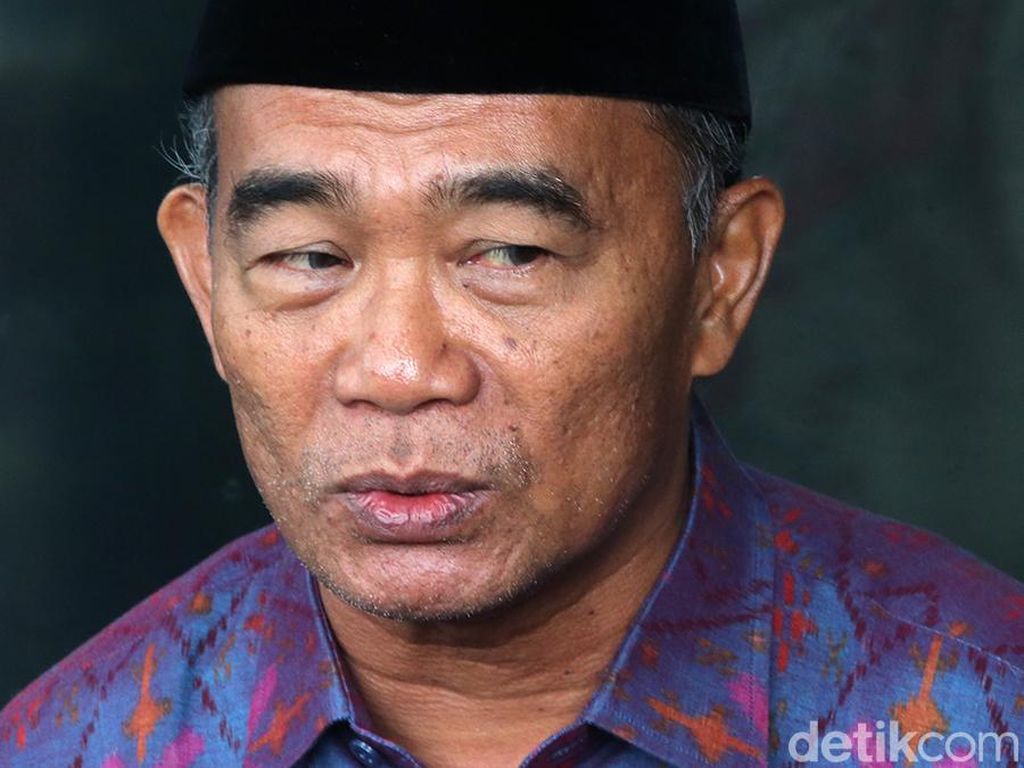 Guru Agama SD Cabuli Siswi di Kelas, Mendikbud: Sangat Tidak Ditoleransi Guru Agama SD Cabuli Siswi di Kelas, Mendikbud: Sangat Tidak Ditoleransi