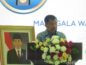 Kurangi Sampah Plastik, JK Ajak Masyarakat Gunakan Botol Minum