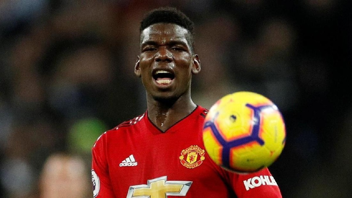 Benarkah Paul Pogba pantas dapat kartu merah? (Reuters/John Sibley)