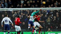 Manchester United menang 1-0 dalam laga dengan Tottenham di Stadion Wembley, Minggu (13/1/2019) malam WIB. Marcus Rashford jadi pencetak gol MU, tapi man of the match laga itu adalah De Gea. (REUTERS/Eddie Keogh)