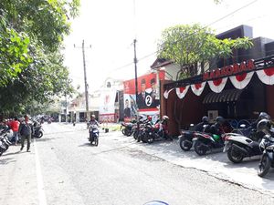 Warung Markobar Gibran di Solo pun Dipepet Posko Prabowo
