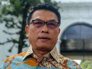 Gesture Tolah-toleh Prabowo Bikin Ragu Moeldoko Gesture Tolah-toleh Prabowo Bikin Ragu Moeldoko