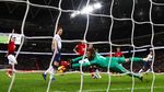David de Gea di Wembley: Lompat, Jatuh, Melayang, Menang