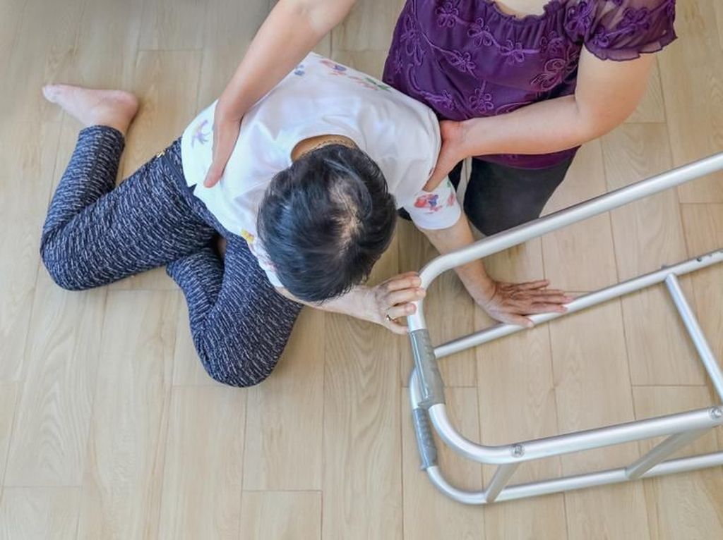 Lansia Disarankan Konsumsi Protein Tinggi Agar Tak Mudah Jatuh Lansia Disarankan Konsumsi Protein Tinggi Agar Tak Mudah Jatuh