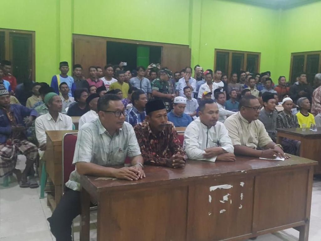 Usai Gelar Aksi Buang Cabai di Jalan, Petani Demak Minta Maaf Usai Gelar Aksi Buang Cabai di Jalan, Petani Demak Minta Maaf