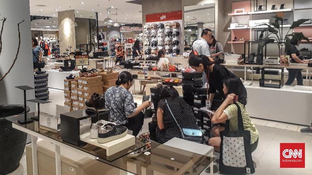 Pengunjung Jelang Penutupan Central Neo Soho: Masih Mahal