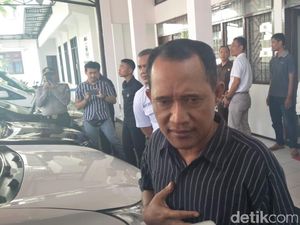 Berkas Lengkap, Tersangka UU ITE Surat Palsu KPK Diserahkan Kejari Berkas Lengkap, Tersangka UU ITE Surat Palsu KPK Diserahkan Kejari