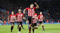 James Ward-Prowse jadi salah satu pencetak gol kemenangan Southampton 2-1 di markas Leicester City. (Carl Recine/Reuters)